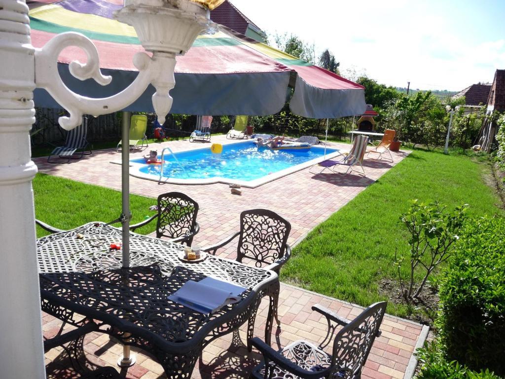 Joker Villa Apartmanhaus Hévíz Oda fotoğraf